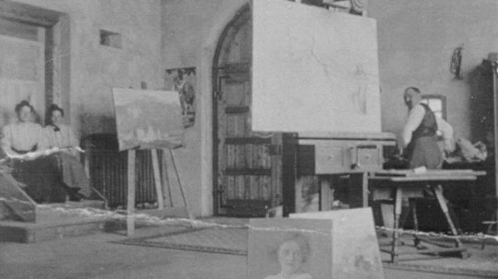 Carl August Liner im Atelier, um 1907