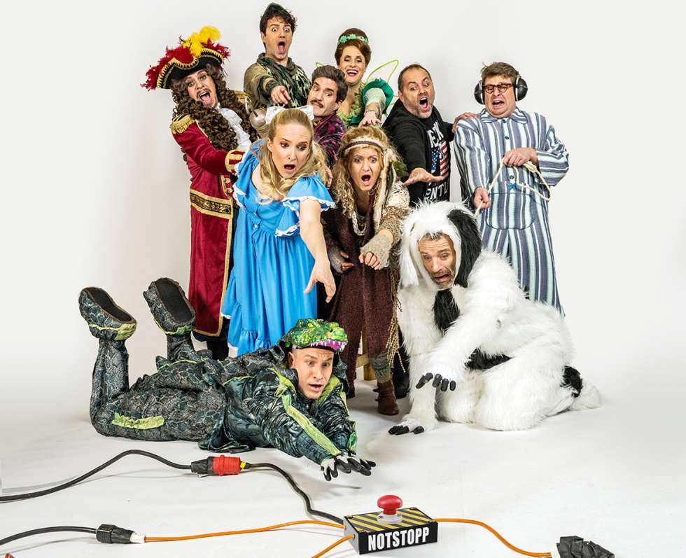 PETER PAN GOES WRONG - ­ Die neue Komödie der Shake Company