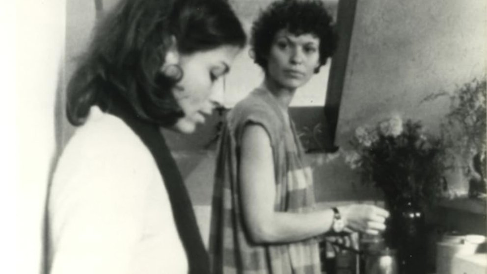 Filmstill aus: WIE DAS MEER UND SEINE WOGEN