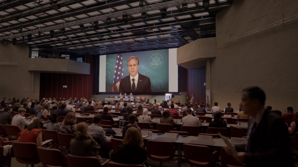 SOLIDARITY | Regie: David Bernet 