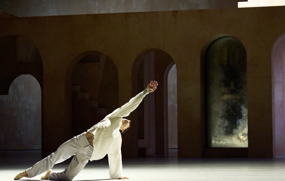 Cathy Marston bietet im Zürcher Opernhaus eine zutiefst berührende Choreografie von Romeo und Julia 