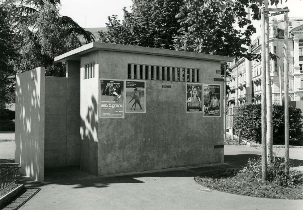 Hässlich oder erhaltenswert? Pissoir in Zürich 