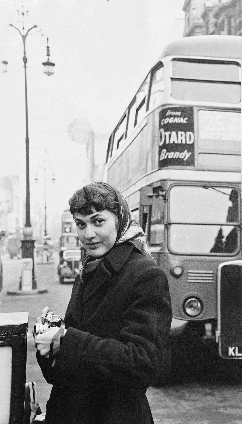 Ruth Orkin – A Photo Spirit | Photobastei Zürich | Geraldine Dent, Titelseite von McCall‘s, New York City, 1949