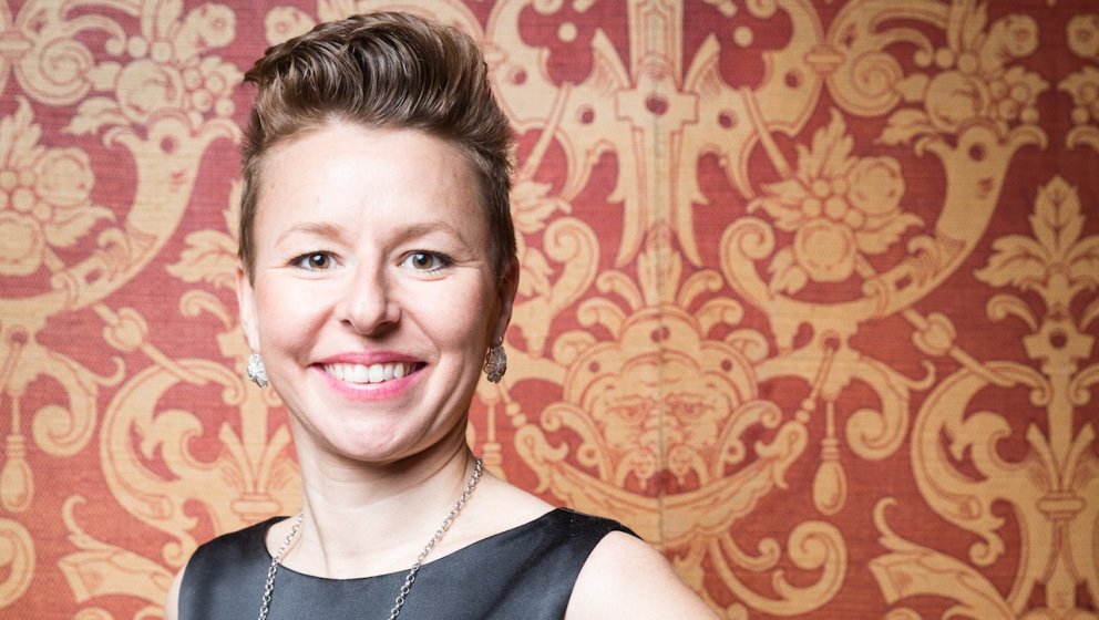 Solojodlerin Nadja Räss verkörpert Niklaus von Flües Frau «Dorothea».