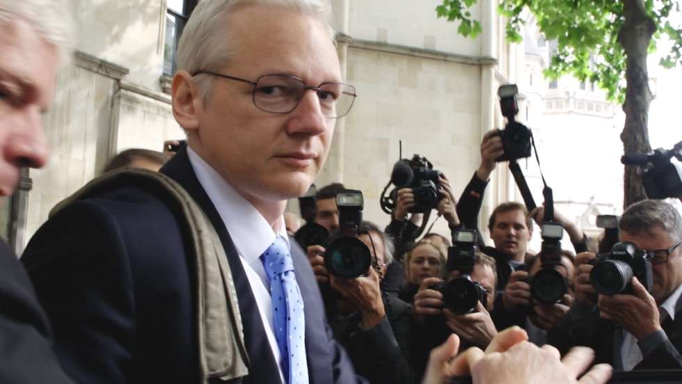 Laura Poitras: Diesmal holt sie den WikiLeaks-Gründer Julian Assange vor die Kamera