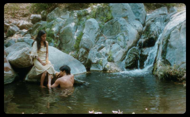 eureka_sister_distribution_ind_pendante2.jpg eureka_sister_distribution_ind_pendante2.jpg